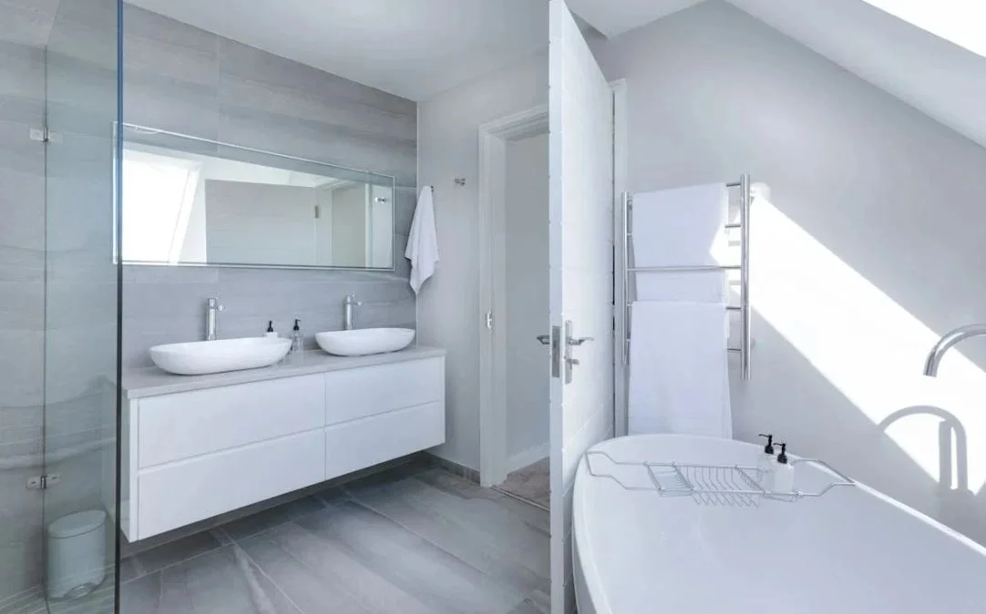 Luxury spa bathroom deep cleaned by Splash Maids in Toronto