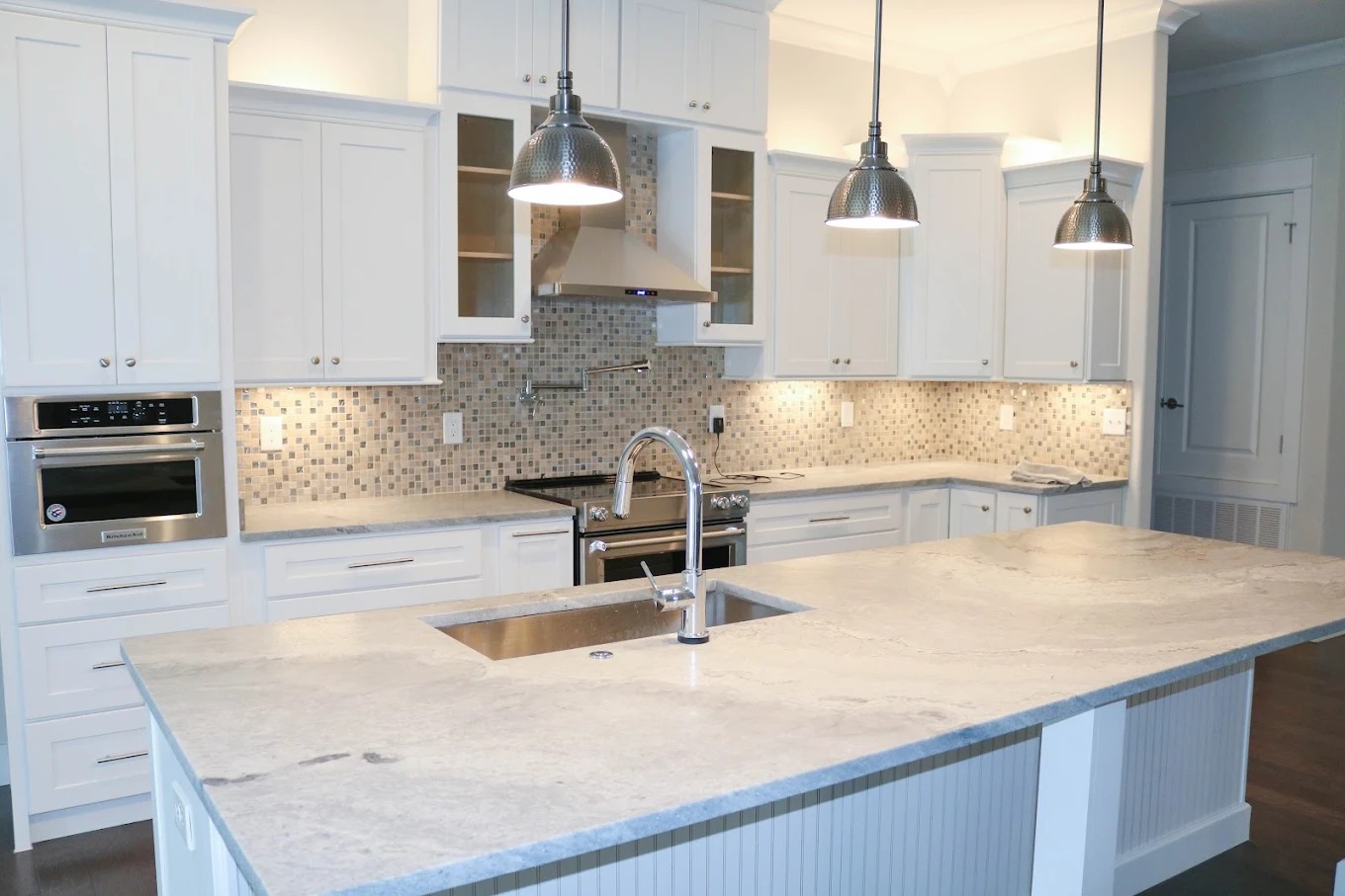 Pristine move out kitchen cleaning in Toronto by Splash Maids